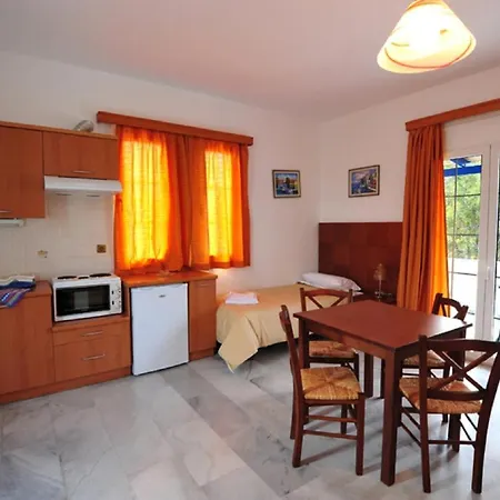 Anna Ageliki Aparthotel Damnoni